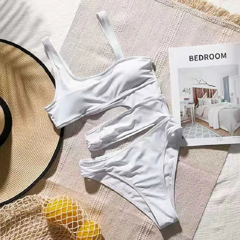 Beach Swimwear, Sexy Strappy One-Piece Bikini